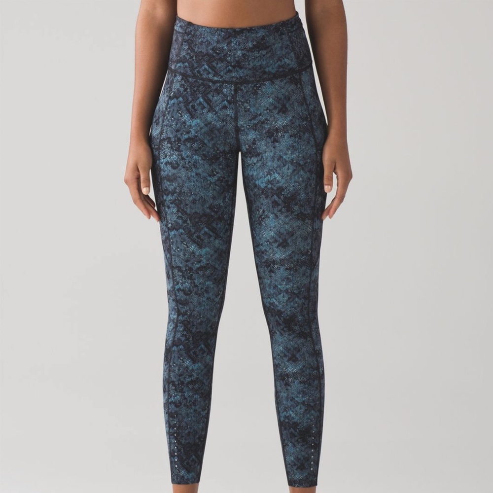 Lululemon fast and free ⅞ tight size 6 - Fairisle Multi Black